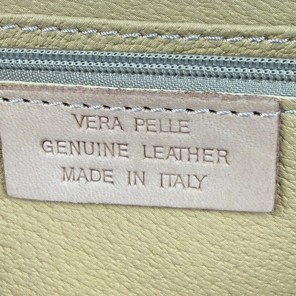 Vera Pelle Pink Berry Accordion Wallet Saffiano Leather Zip Around Used Once
